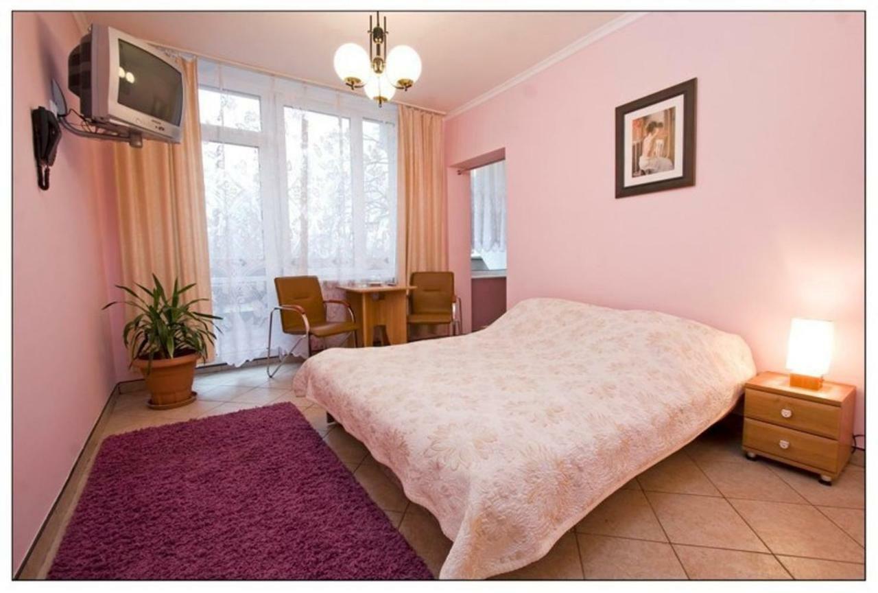 Aparthotel Bialy Orzel Přemyšl Exteriér fotografie